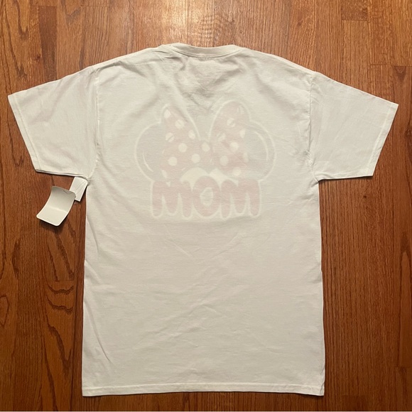 NWT Disney Family Collection White Minnie Mouse Mom Short Sleeve T-Shirt size M - Picture 7 of 12
